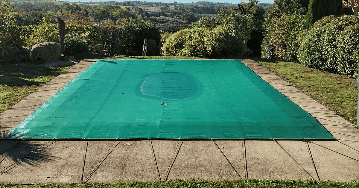 Check-list d'hivernage piscine : étapes clés de septembre à décembre